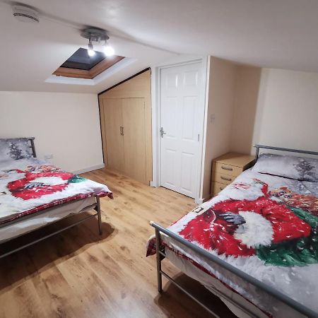 Palaz 1 - 2 Bedroom Garden Flat Edmonton Dış mekan fotoğraf
