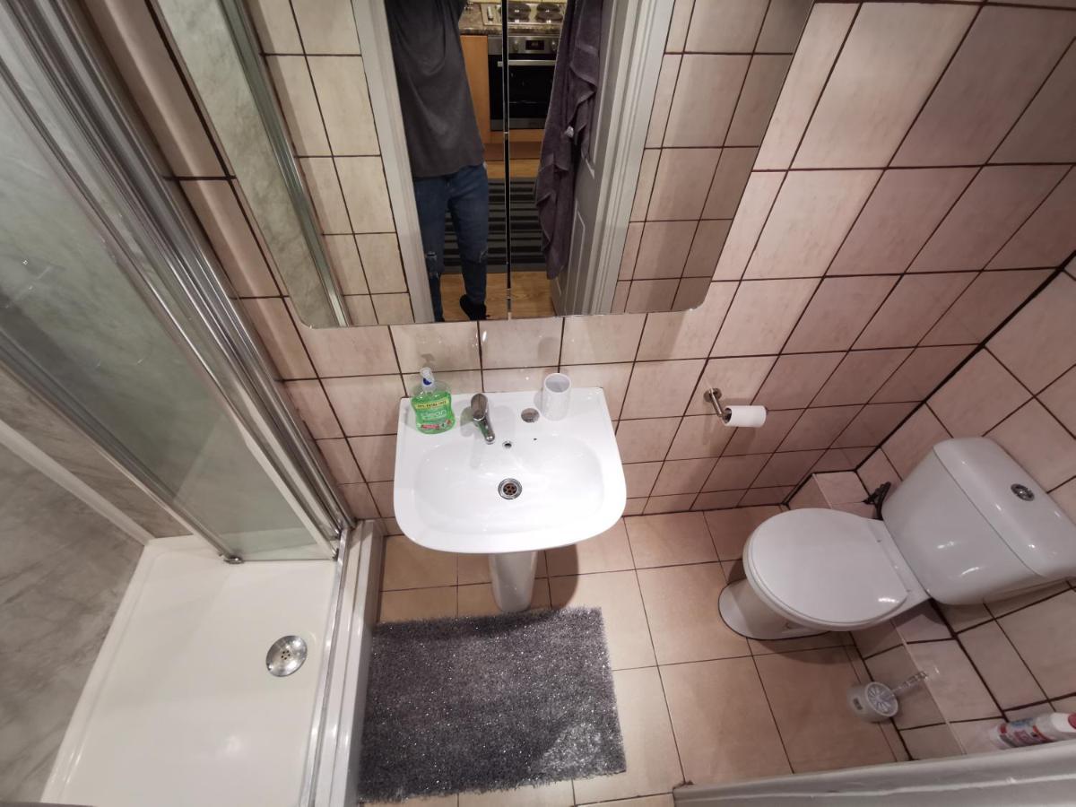 Palaz 1 - 2 Bedroom Garden Flat Edmonton Dış mekan fotoğraf
